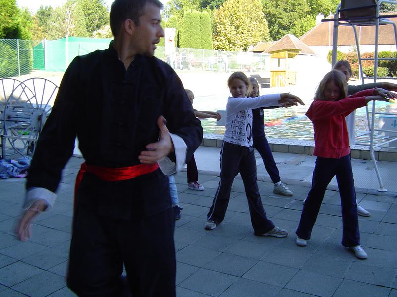 2005_init_112.jpg