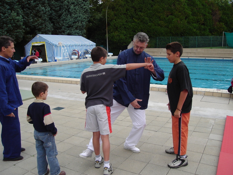 2006_init_09.jpg