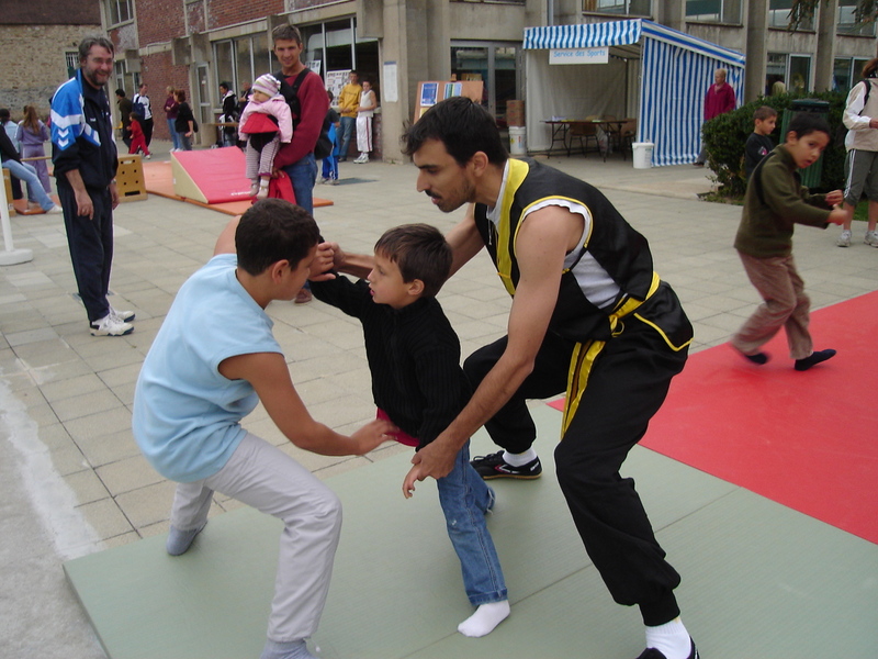 2006_init_10.jpg
