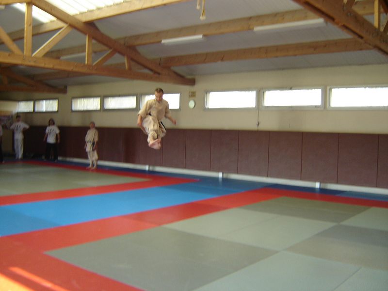 stage_120.jpg