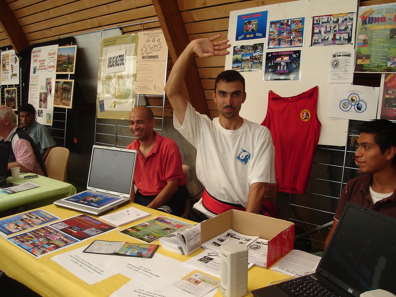 2007_init_101.jpg
