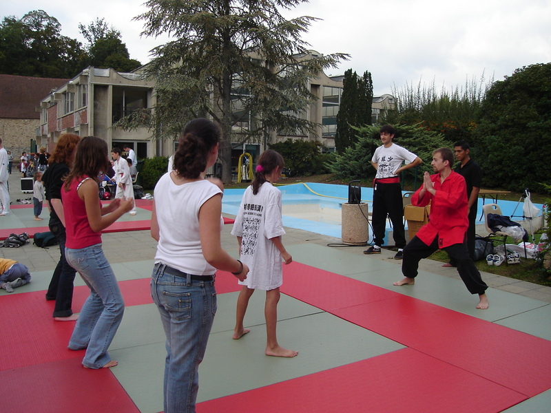 2007_init_110.jpg